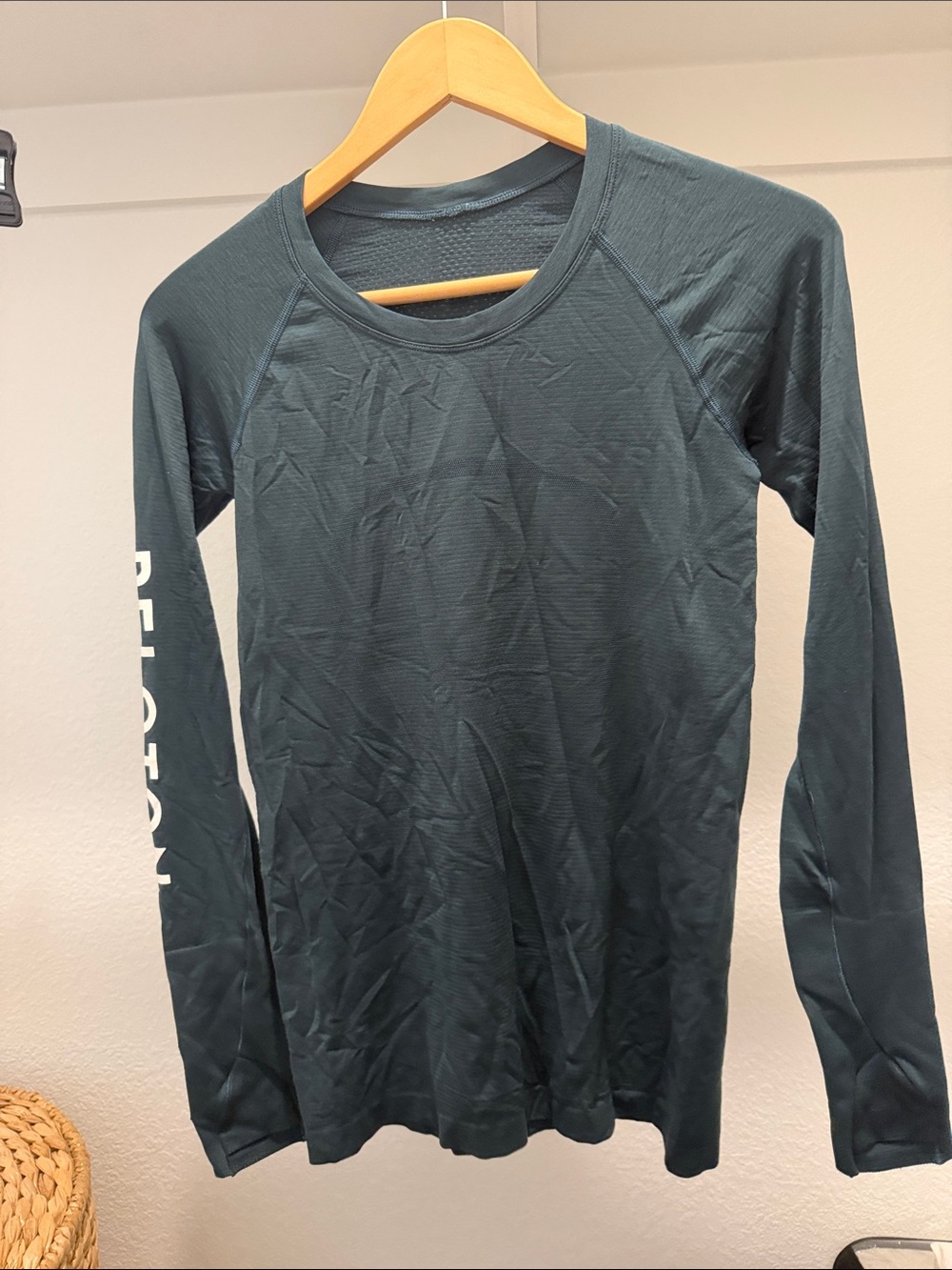 Dark Green Long Sleeve Lululemon Peloton Athletic Top with Sleeve Print